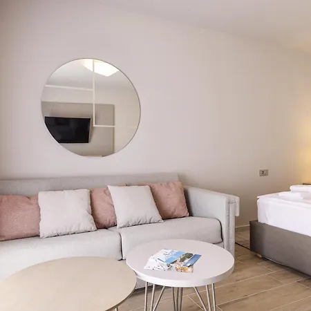 Arsenal Lofts Apartment Zadar Room photo
