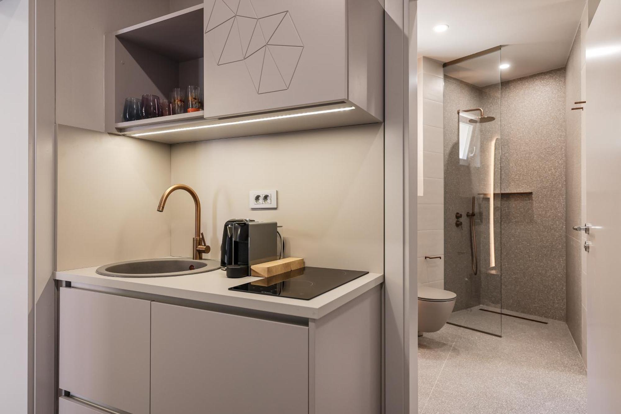 Arsenal Lofts Apartment